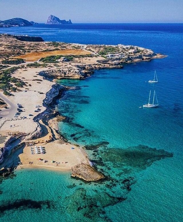 Cala Comte Beach